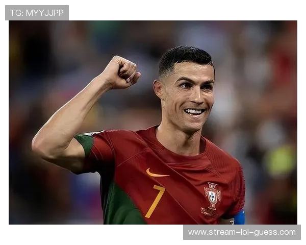 90年代最具影响力的足球巨星盘点及其时代风采分析 90年代最具影响力的足球巨星盘点及其时代风采分析