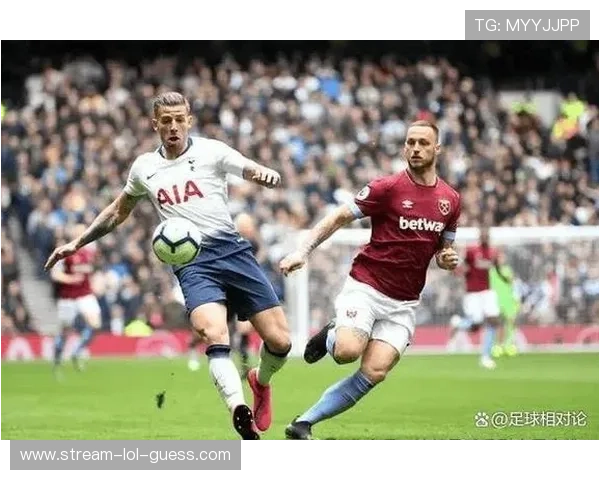 速度型中后卫球星盘点 快速反击与防守制胜的足球战术先锋